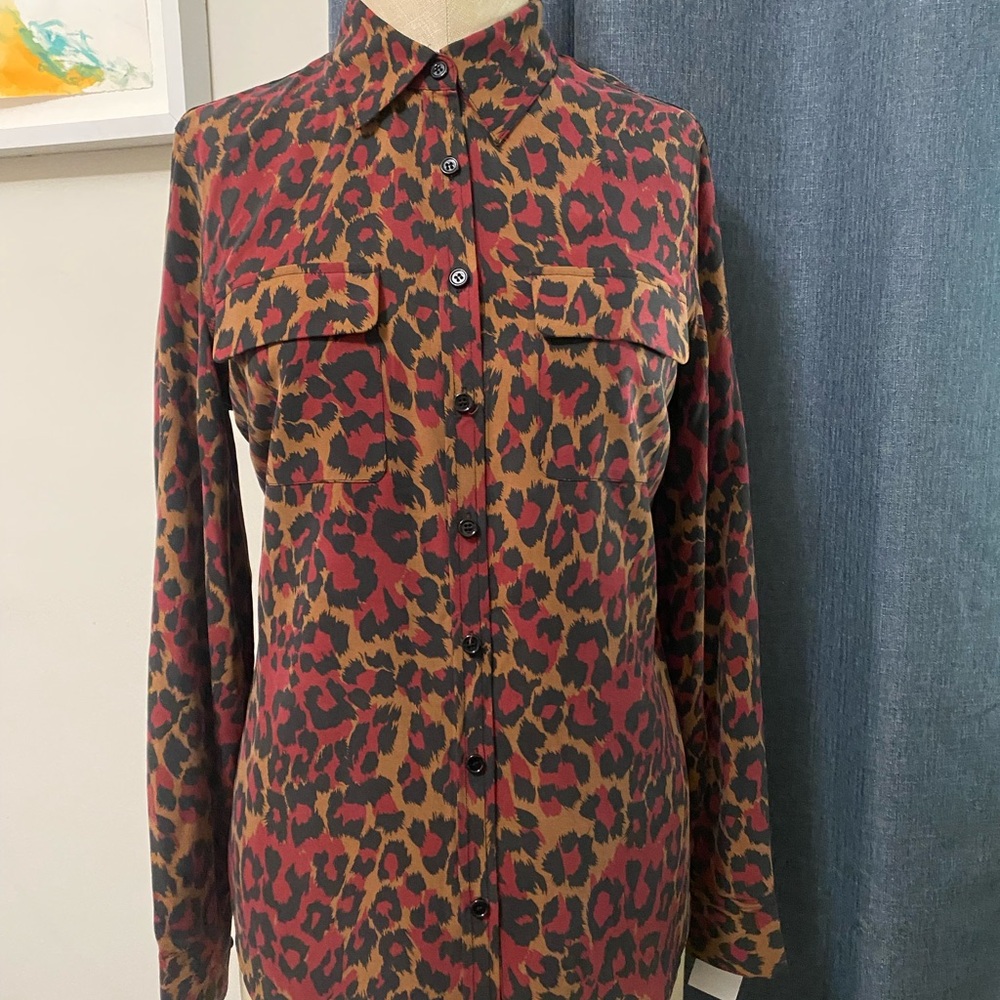 Go Couture Leopard Print Button Down Shirt